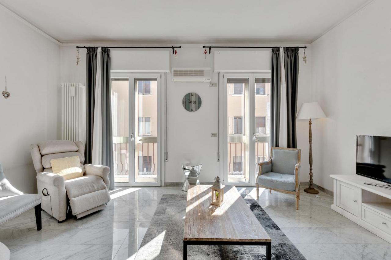 Elegant Blue Apartment Vicenza Exterior foto